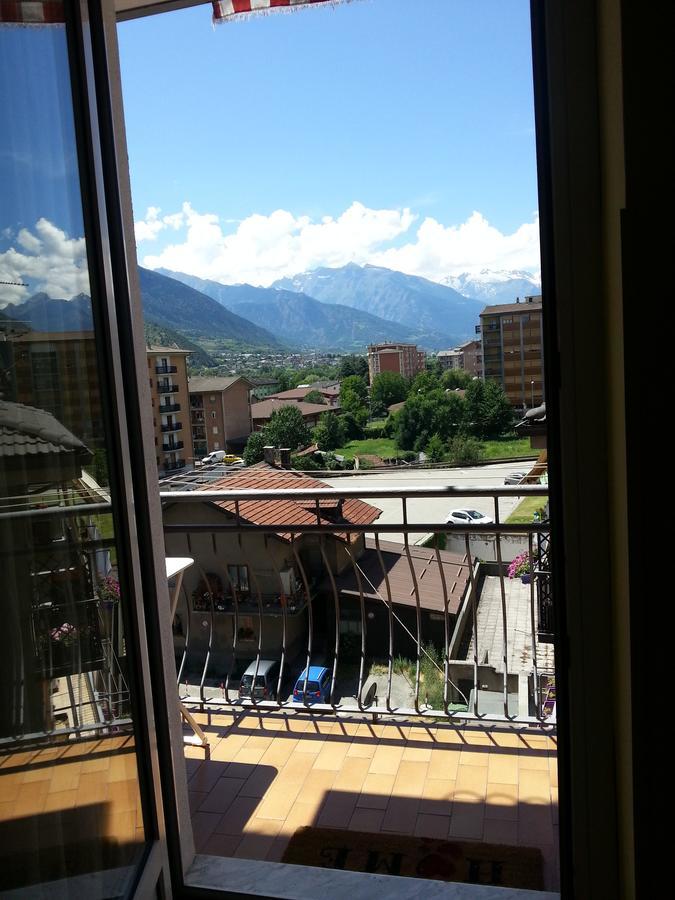 Apartament Arc En Ciel Aosta Zewnętrze zdjęcie